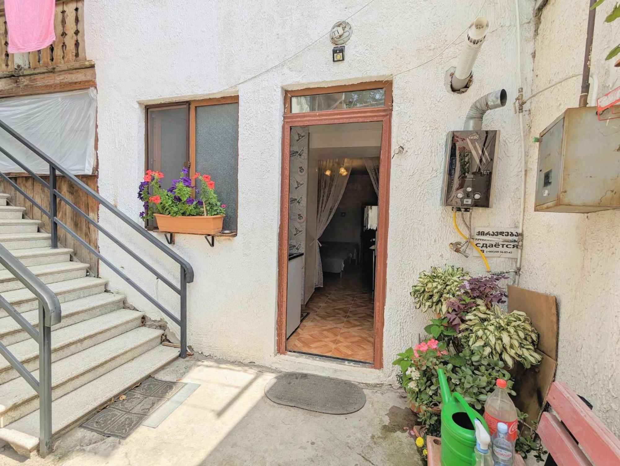 Paata'S Guesthouse ボルジョミ エクステリア 写真