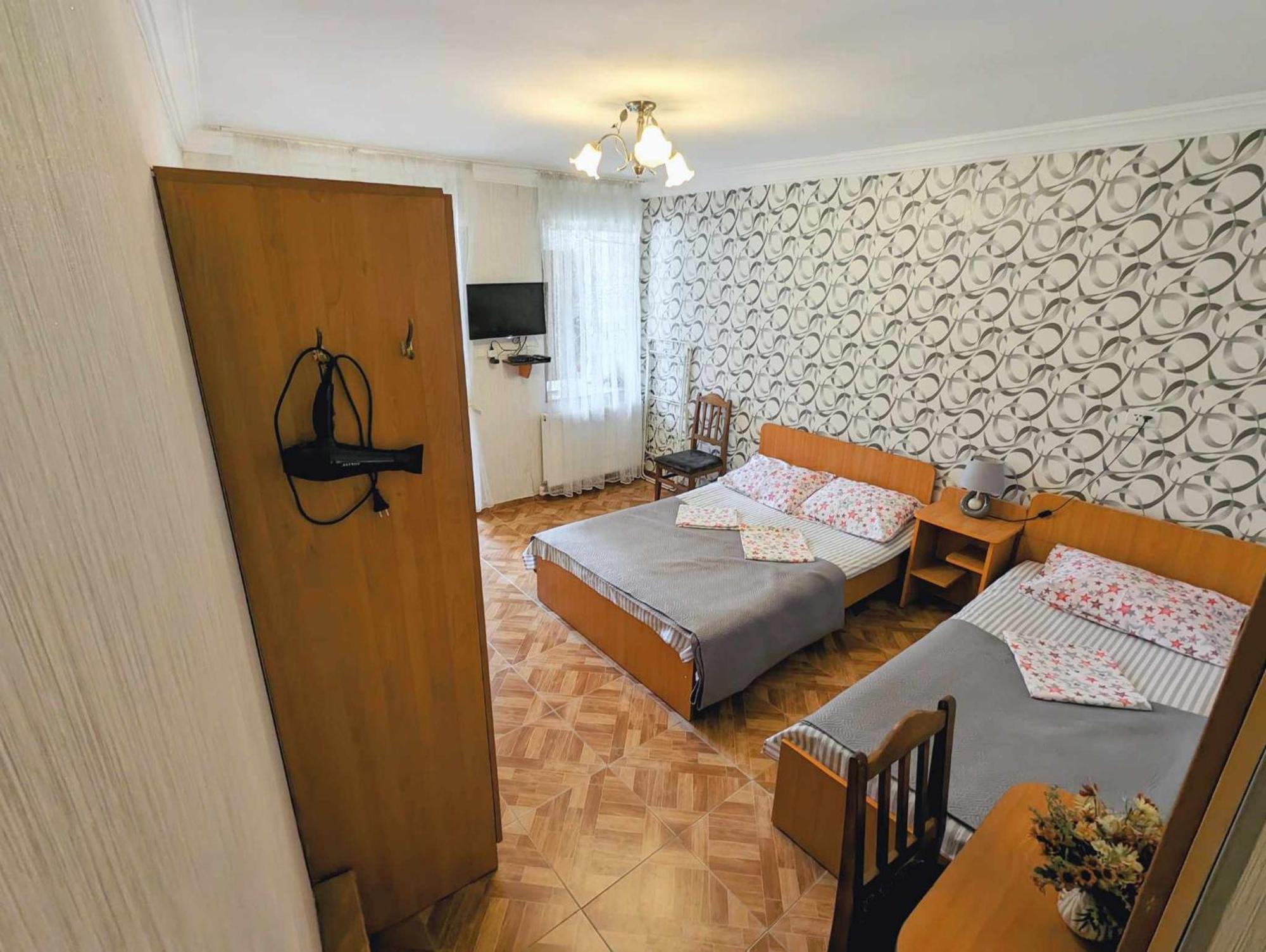 Paata'S Guesthouse ボルジョミ エクステリア 写真